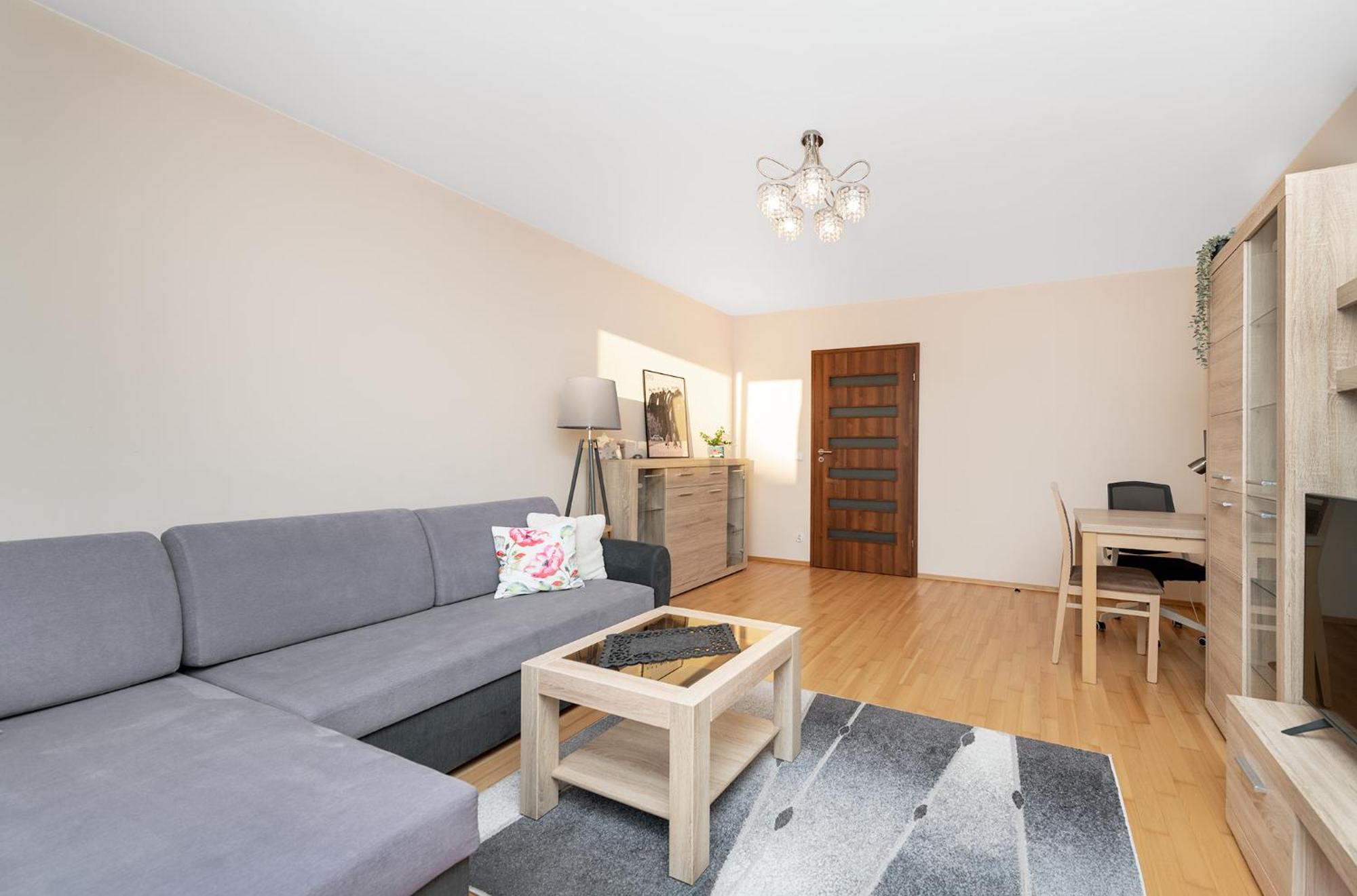 Cozy Corner: Apartment With Wifi And Private Balcony วรอตซวาฟ ภายนอก รูปภาพ